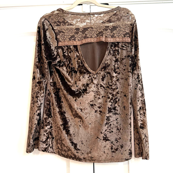 Voice of California Size Medium Mocha Brown Velvet Lace Open Back Blouse - Picture 4 of 5
